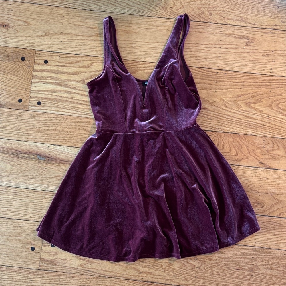 Express v neck Velvet Maroon Dress